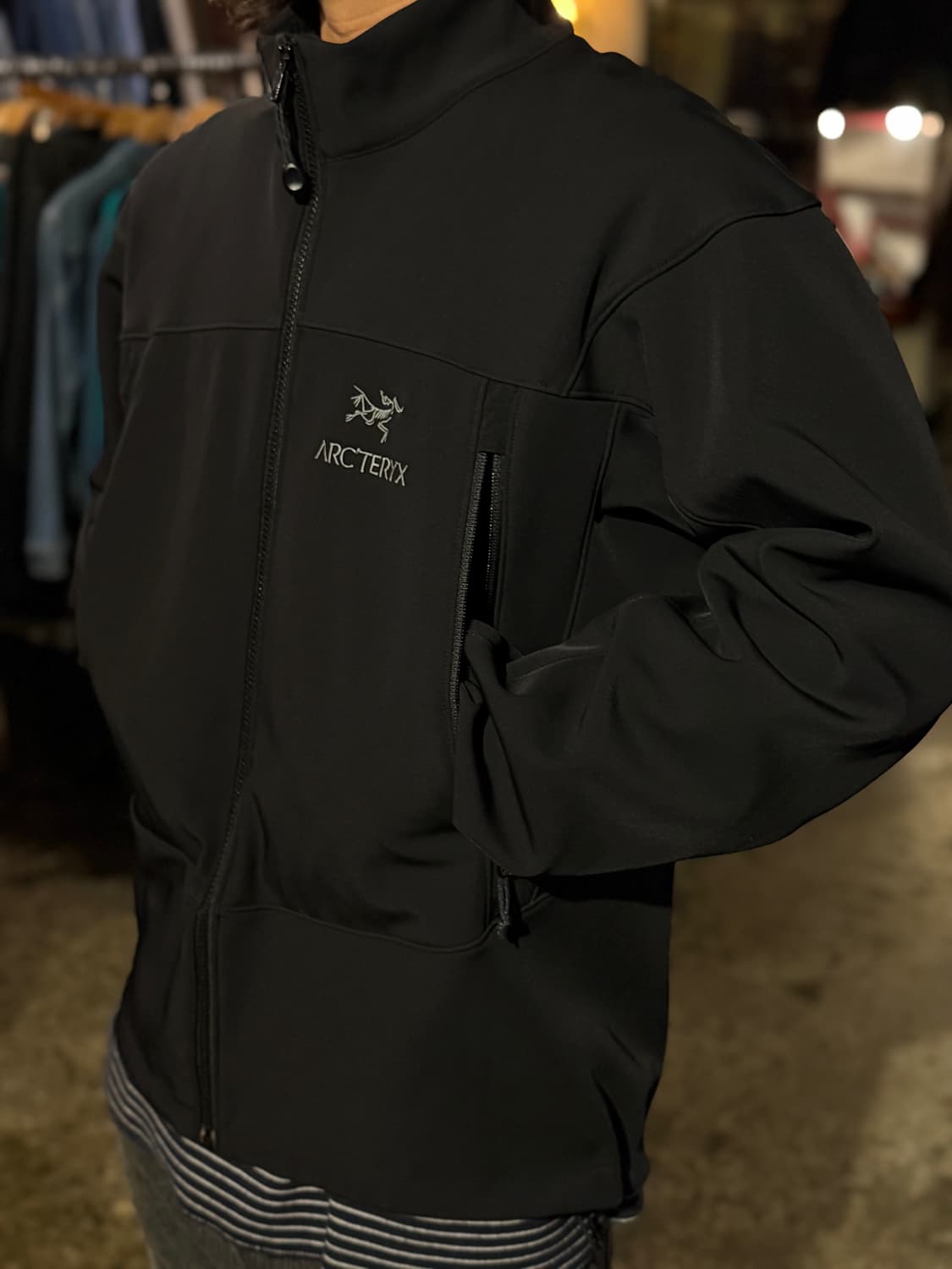 (L) 아크테릭스 감마 블랙 소프트쉘 자켓 상품이미지1