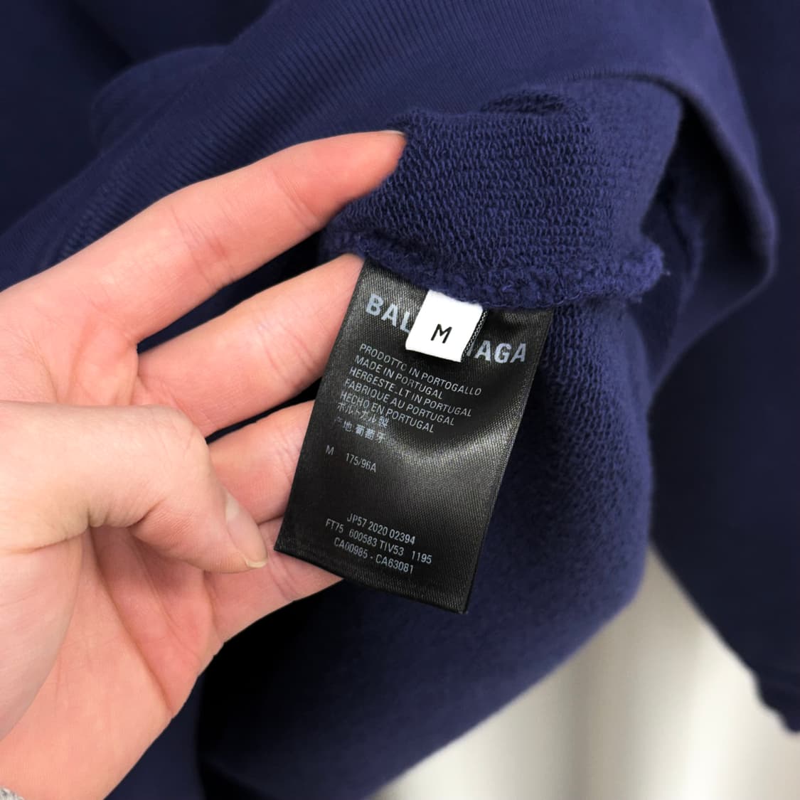 [M] 발렌시아가 웨이브로고 후드티 네이비 상품이미지6