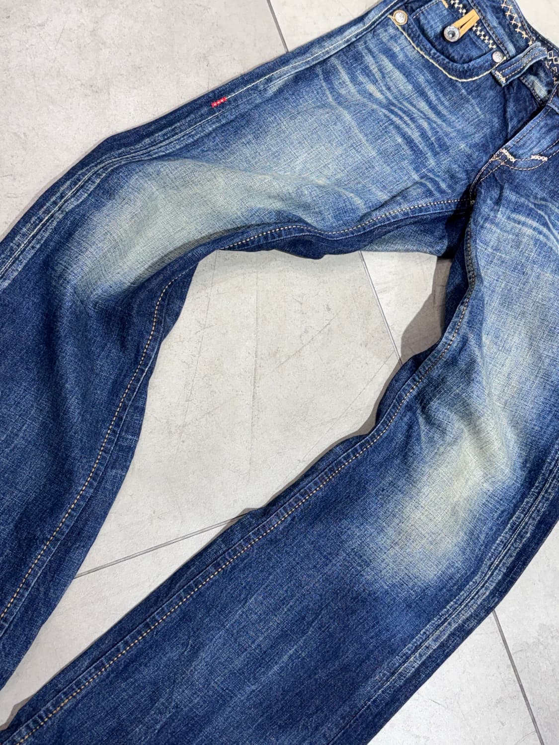 에드윈 블루트립 빈티지 스티치 백버클 워싱 데님 팬츠 바지 상품이미지4