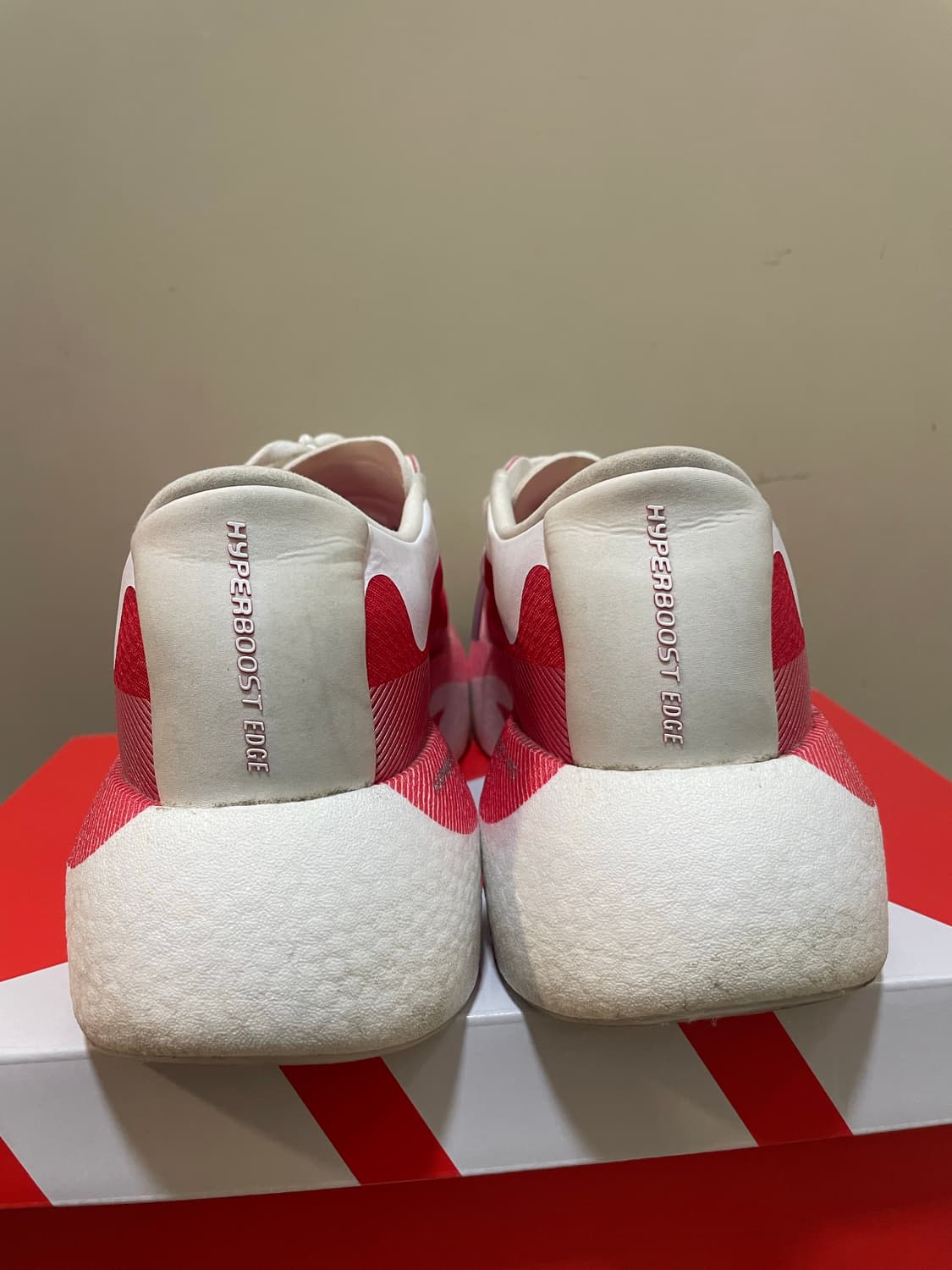 아디다스 하이퍼부스트 엣지 상품이미지2