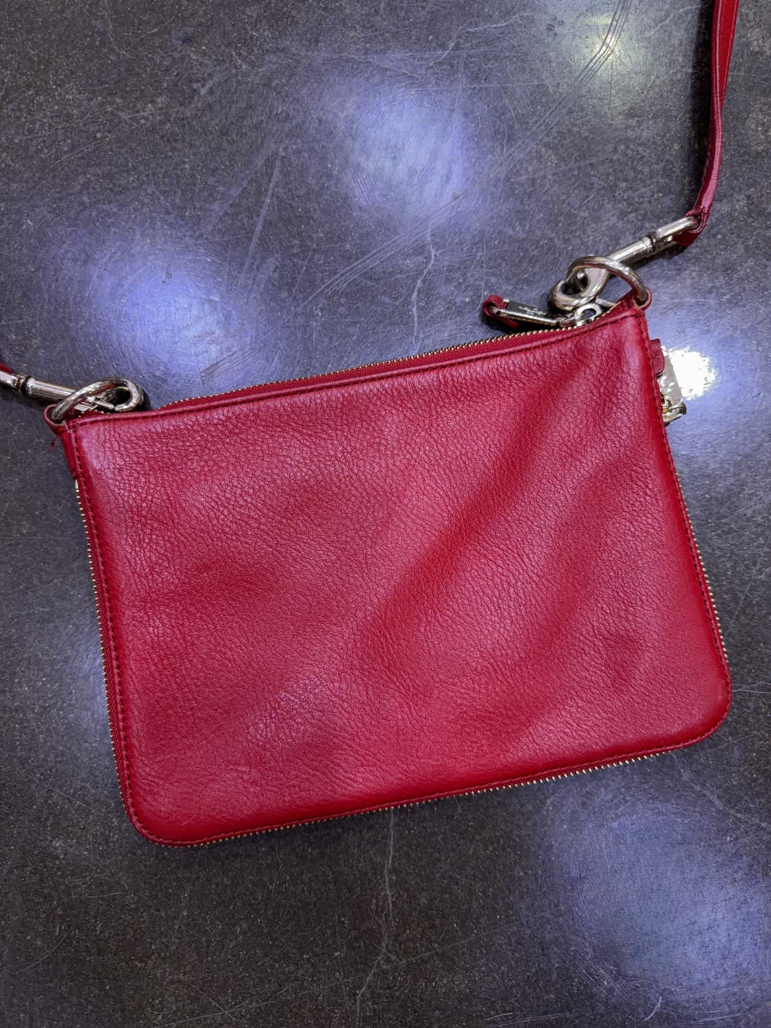 콜한 지퍼 디자인 가죽 레더 크로스바디 크로스백 레드와인 상품이미지5