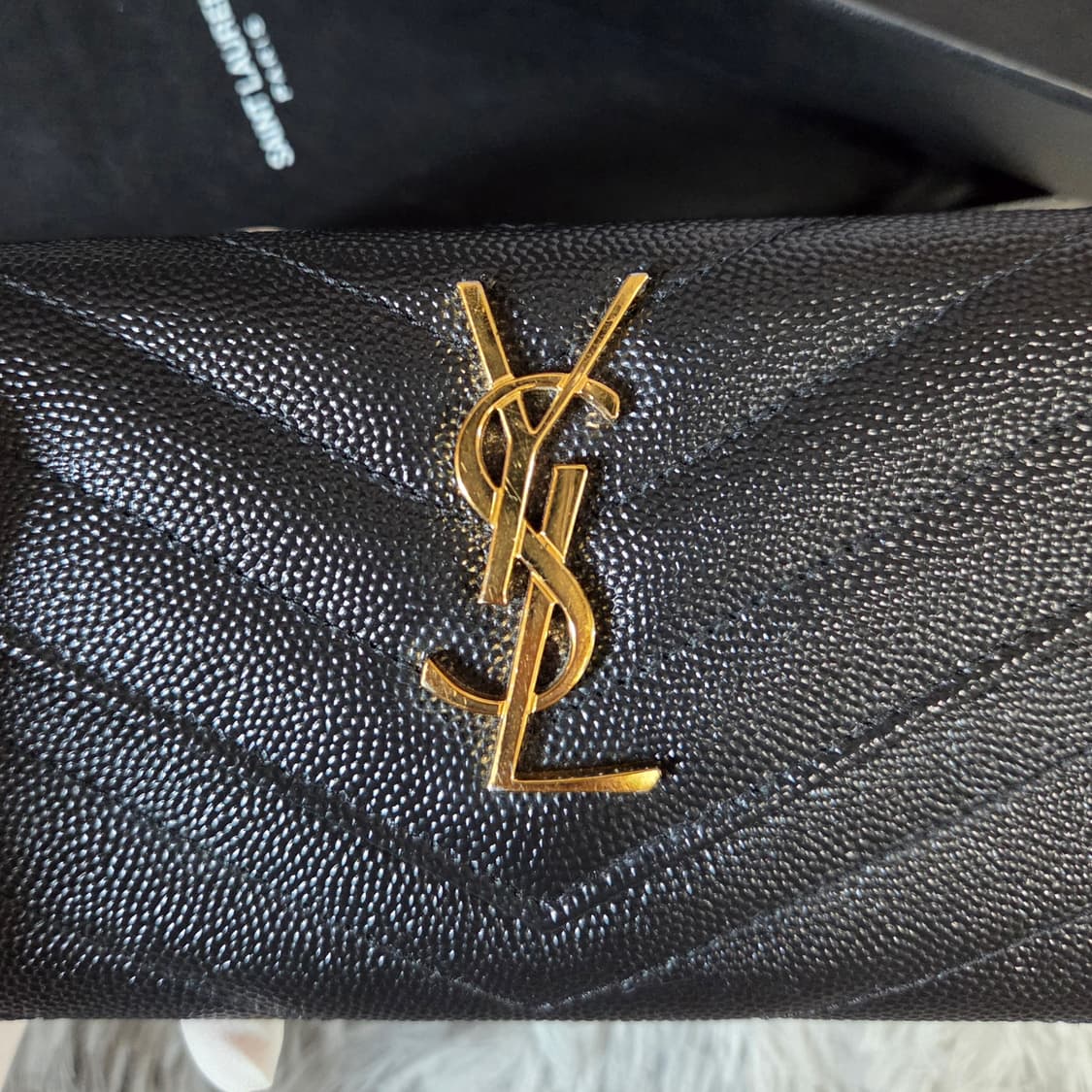 [정품] 생로랑 마틀라세 엔벨로프 지갑 상품이미지3