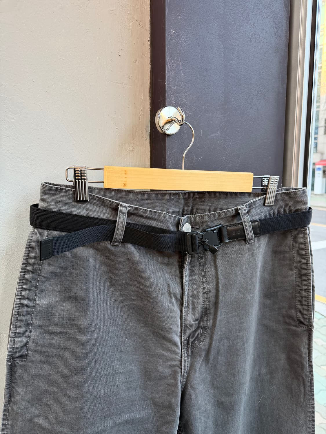 82/ 솔리드옴므 21FW 벨티드 워싱 팬츠 상품이미지3