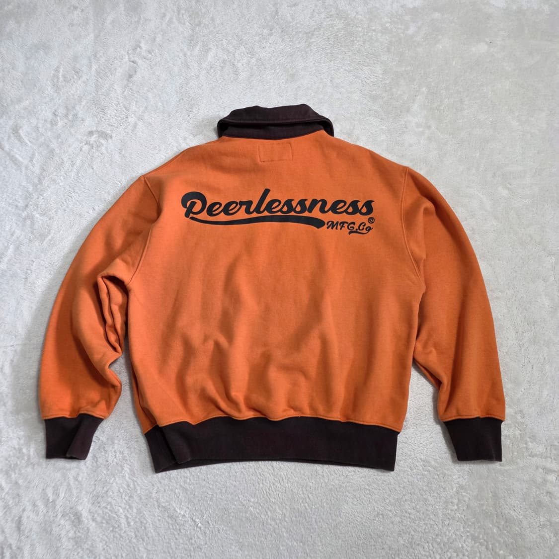 (S)PEERLESSNESS 와이어트 쿼터 풀오버 맨투맨 오렌지 상품이미지3