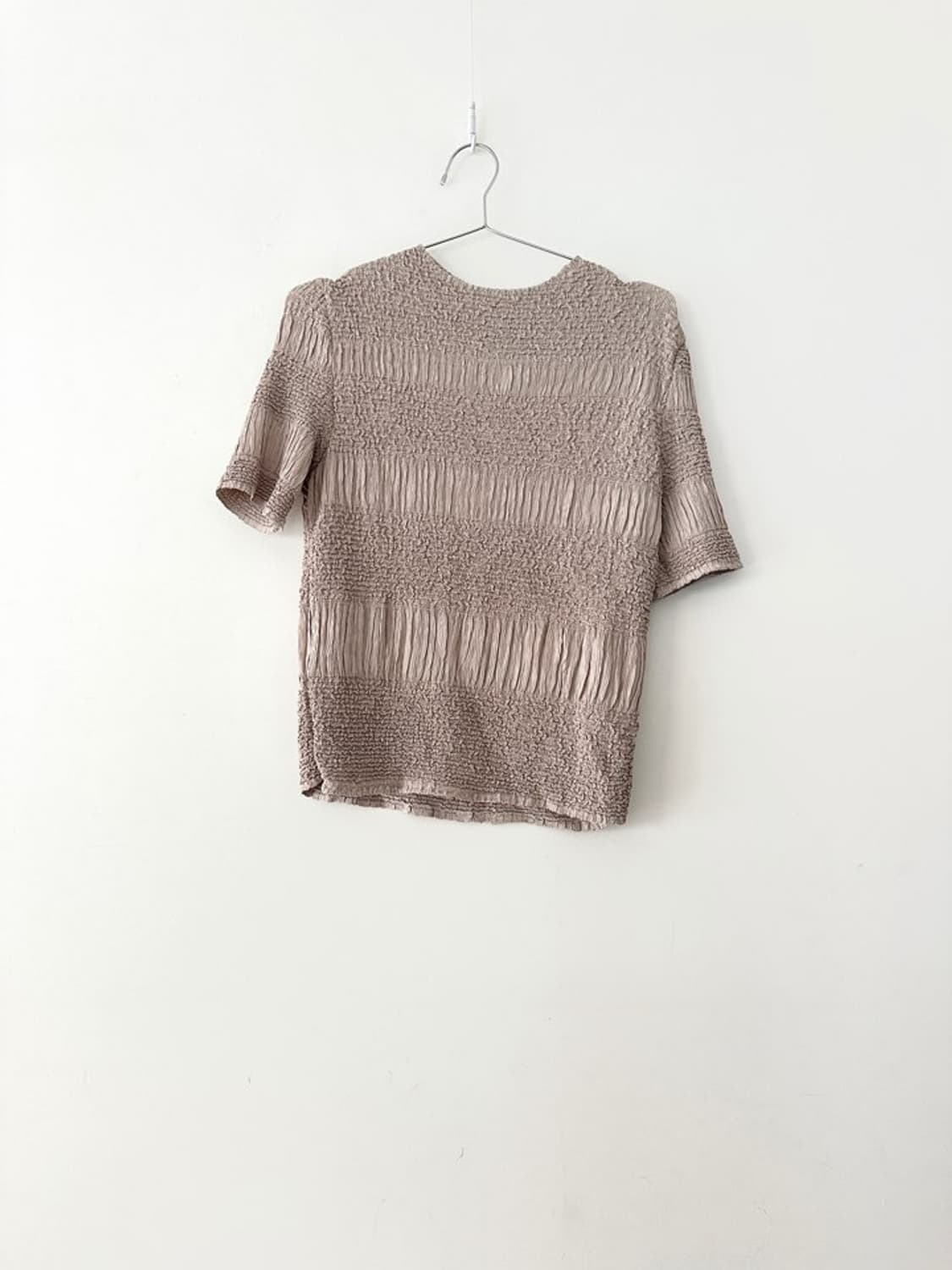 Pleats textured soft top / beige 상품이미지2
