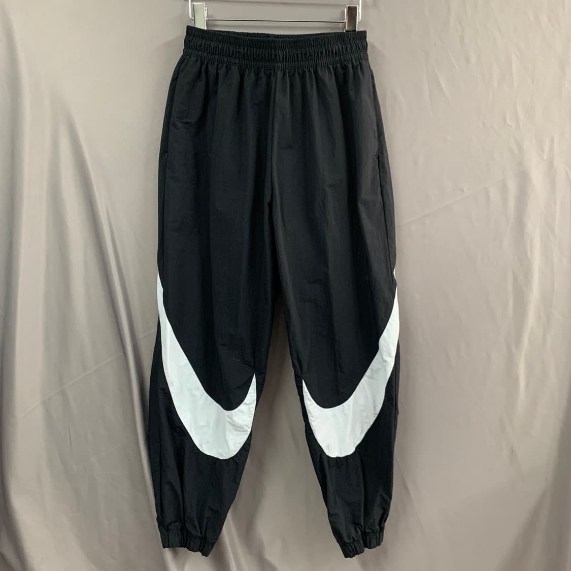 S 나이키 여성 미드라이즈드 나일론 빅스우시 조거팬츠 상품이미지2