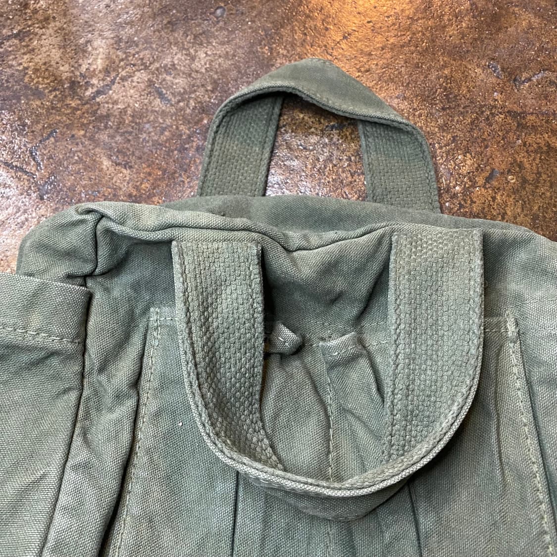 캐피탈 카키색 캔버스 미니 토트백 상품이미지5