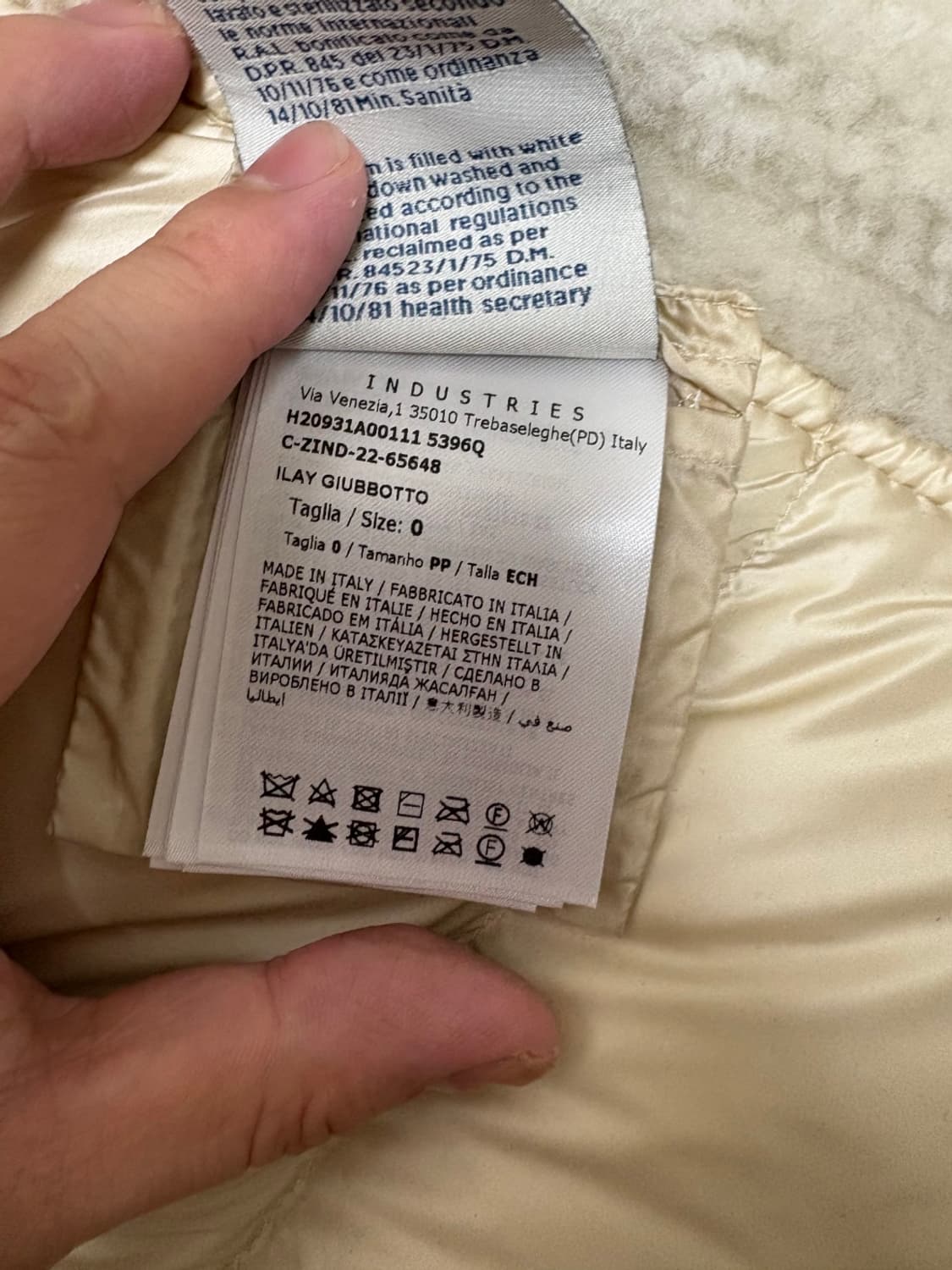 몽클레어 ilay 쉐어링 패딩 상품이미지2