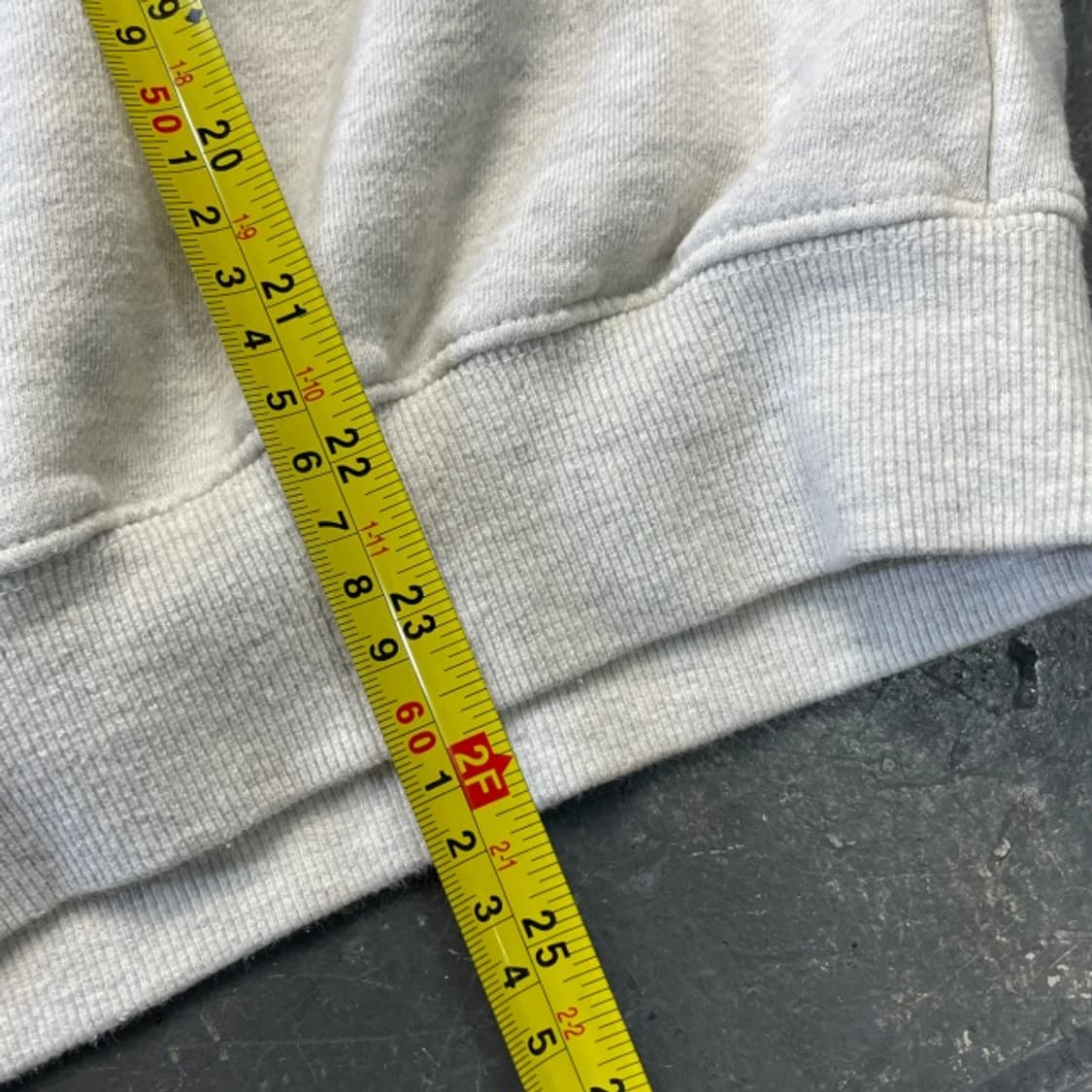 100 1993스튜디오 맨투맨 상품이미지7