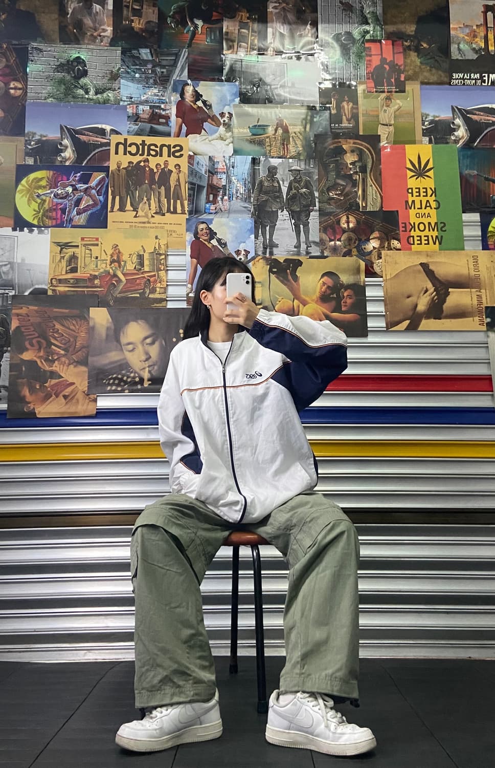 아식스 화이트 네이비 포인트 바람막이 상품이미지1