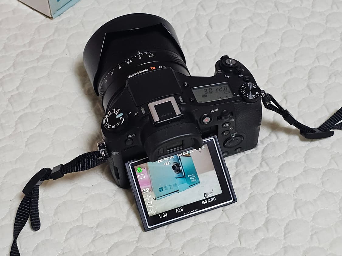 소니 RX10(M1) 하이엔드 디지털 카메라 상품이미지8