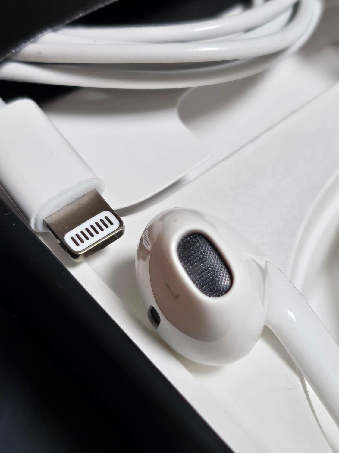 🎧 애플 정품 EarPods 라이트닝 8핀 유선이어폰 | 미사용 새상품 상품이미지1