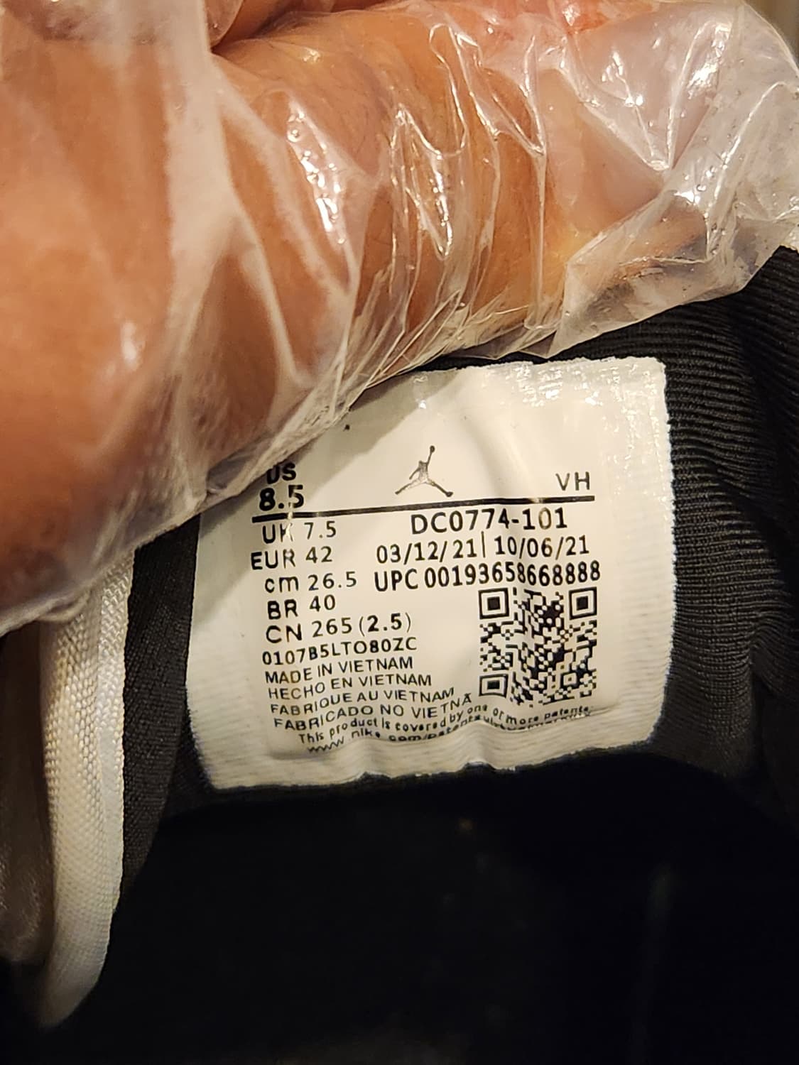 나이키 에어조던1 로우 블랙/화이트  상품이미지10