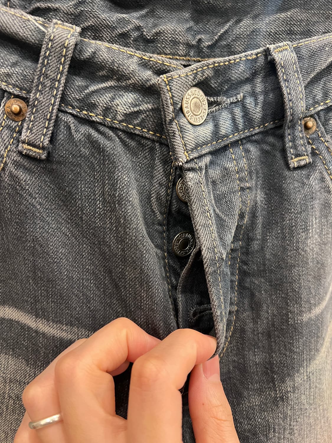 00s Levis 리바이스 501 빈티지 흑청 데님 팬츠 (28-29) 상품이미지3