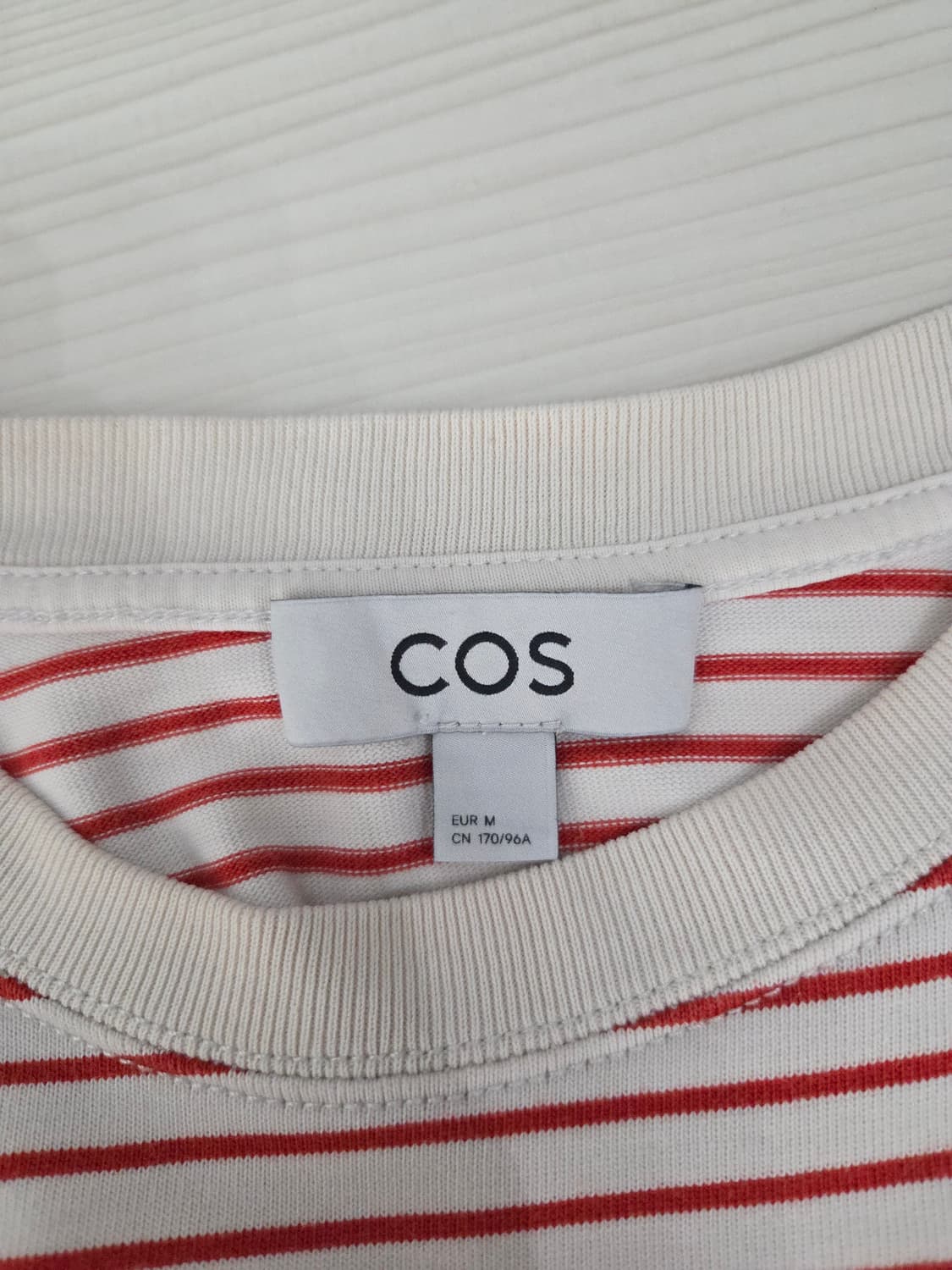 COS 코스 레드 스트라이프 반팔 티셔츠 상품이미지7