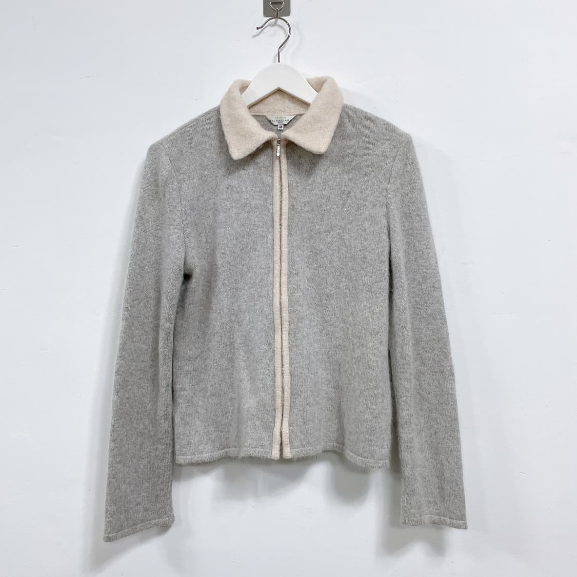 발렌시아가 울 앙고라 니트 집업 상품이미지1