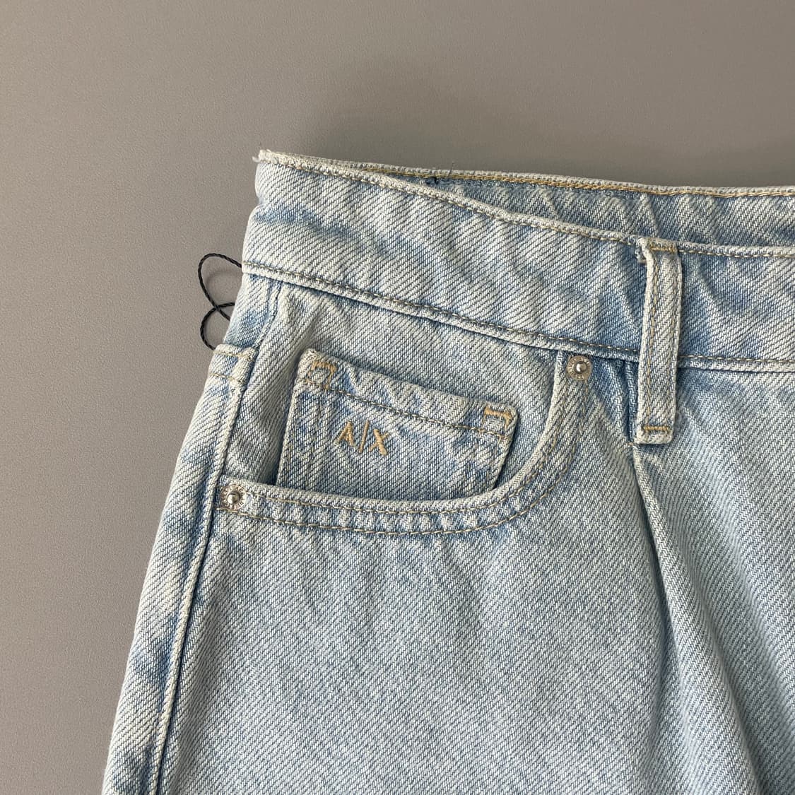 (25) 아르마니익스체인지 연청하프 데님팬츠 상품이미지4