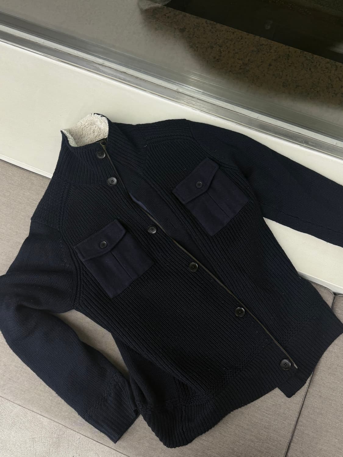 네이비 니트 가디건 포켓 디자인 상품이미지1