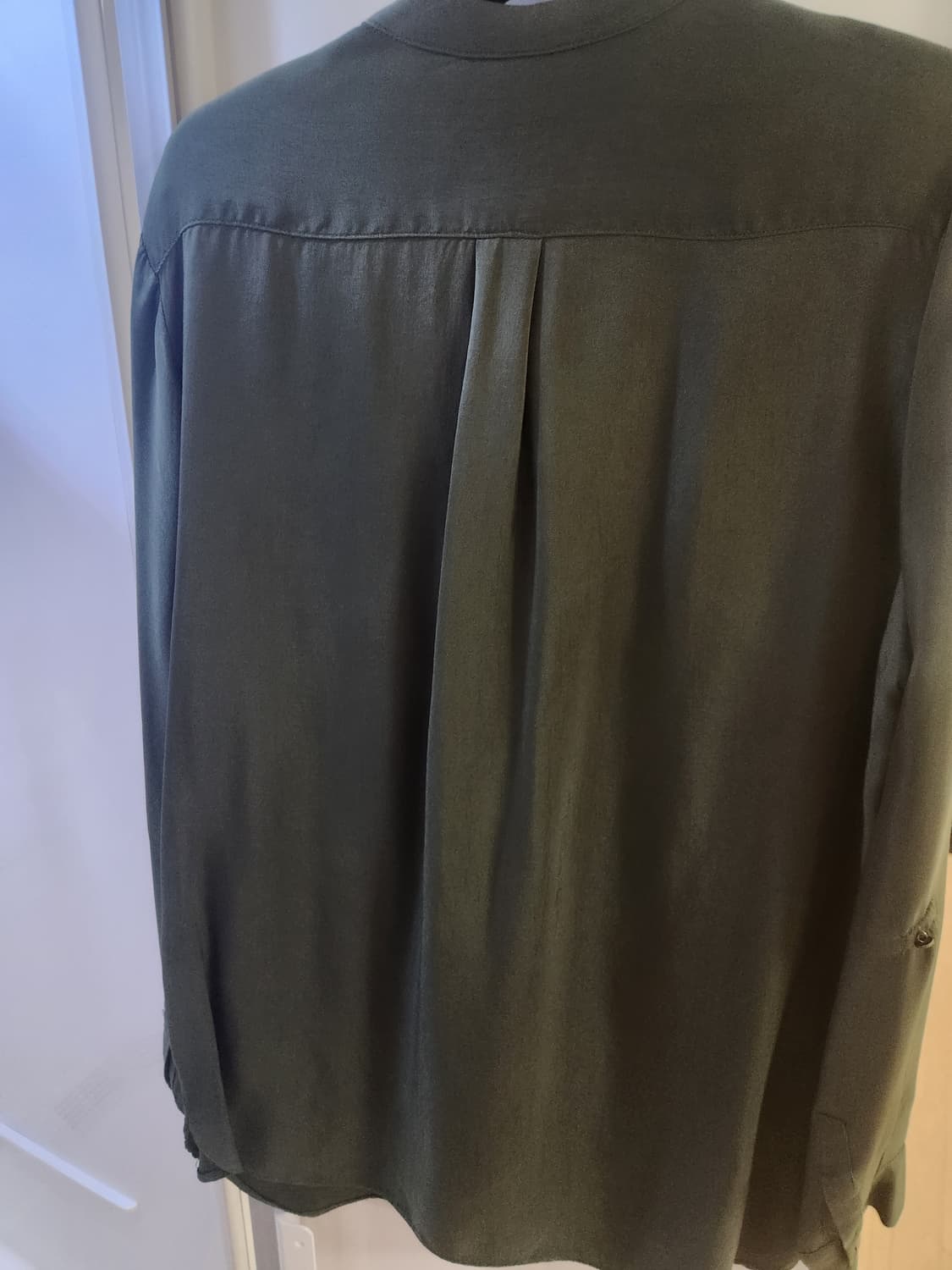 자라 카키색 블라우스 상품이미지5