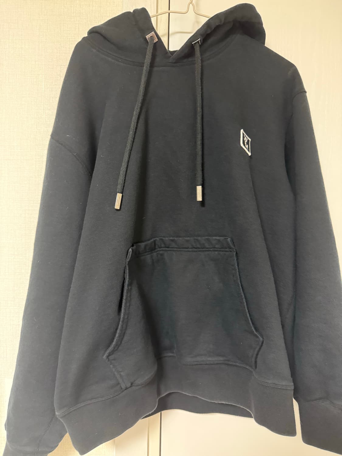 우영미 백로고 후드티 100 23fw 상품이미지2