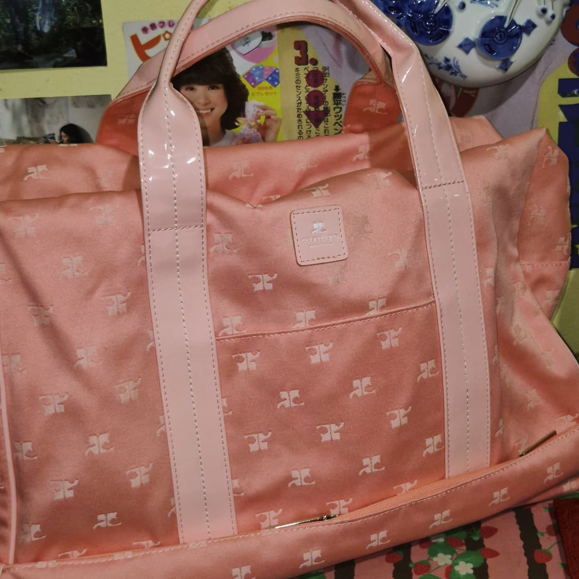 00s 꾸레쥬 핑크 로고 자수 에나멜 빅 볼링백 상품이미지7