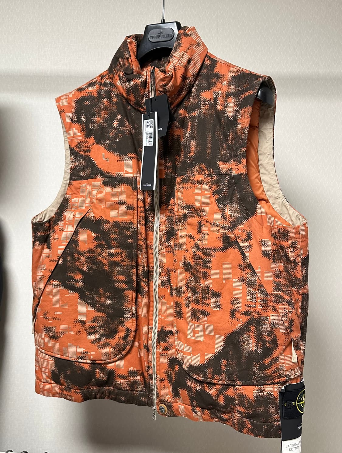 스톤아일랜드 어스 카모플라쥬 패딩 XXL(105-110) 새상품 상품이미지1