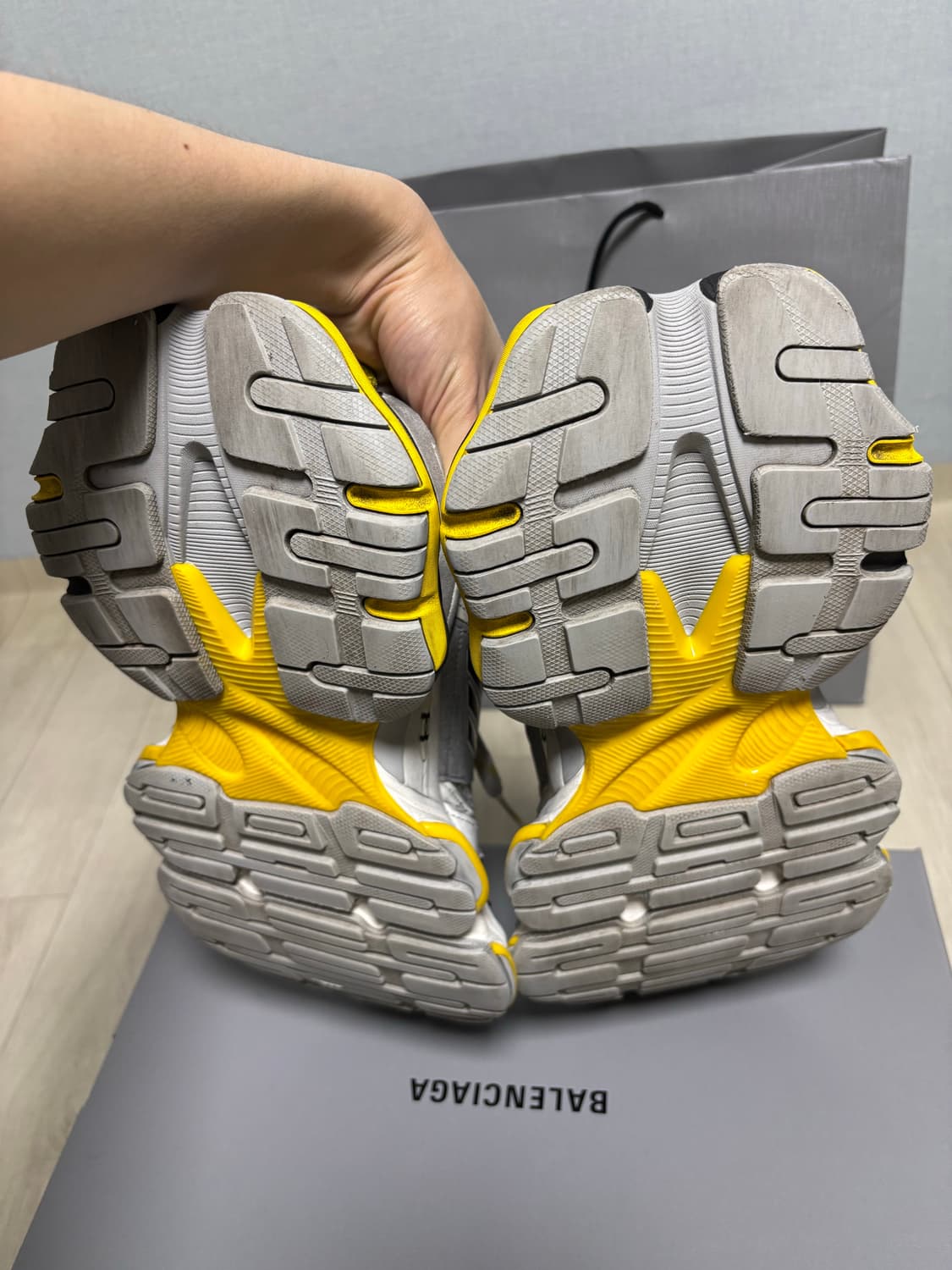 발렌시아가 카고 스니커즈 옐로우 42사이즈 상품이미지3
