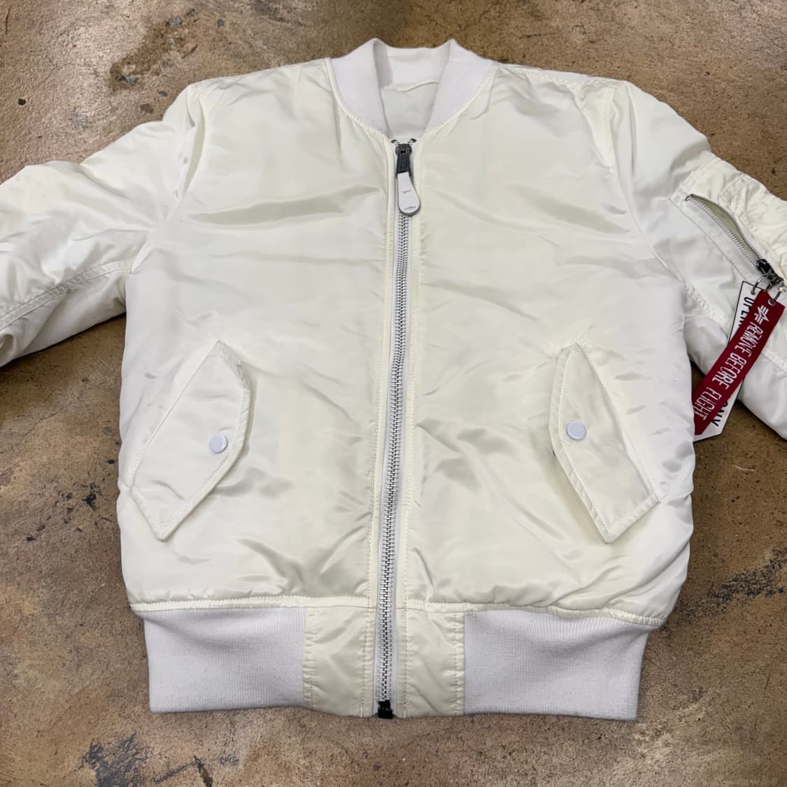 [정품] 오프닝 세레모니 알파인더스트리 아이보리 봄버 자켓 b14 상품이미지4