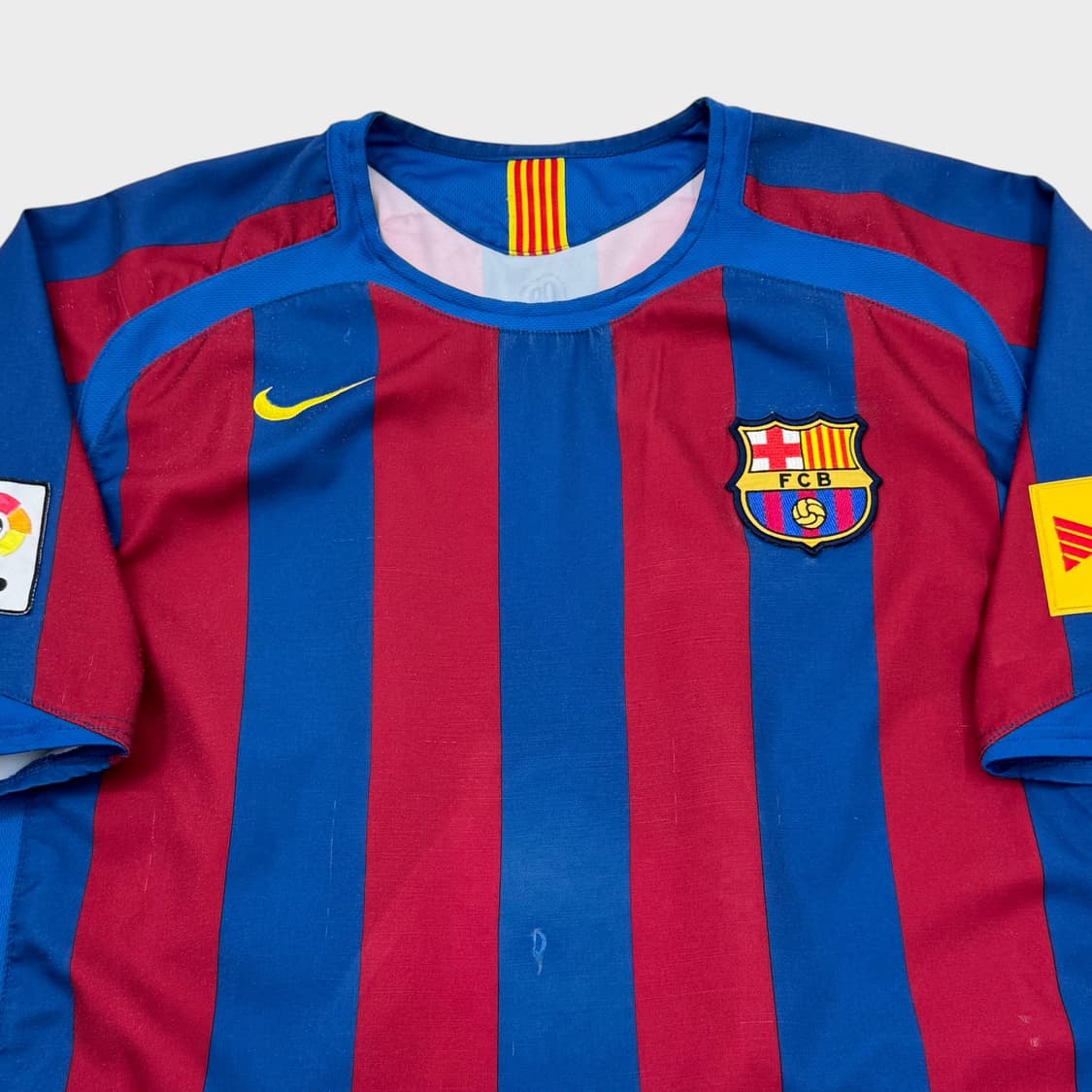 05-06 바르셀로나 홈 No.11 호나우지뉴 상품이미지3