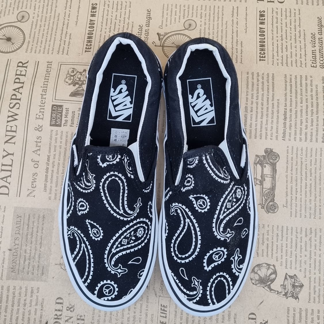 반스 블랙 페이즐리 슬립온 245 상품이미지2