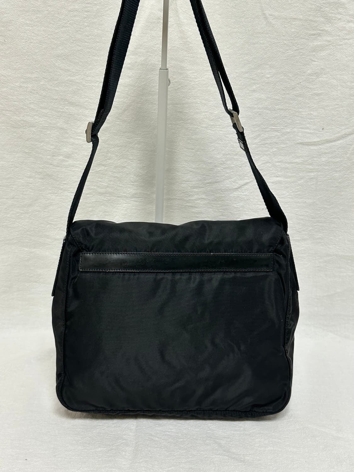 정품 프라다 포코노 나일론 메신저백 크로스백 숄더백 주우재백 상품이미지4