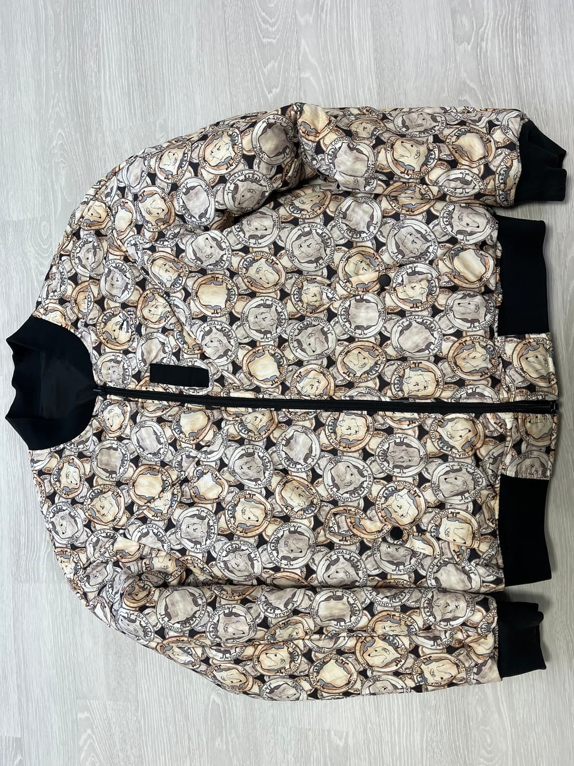 퓨마X스와시런던 양면항공점퍼L-XL 상품이미지1