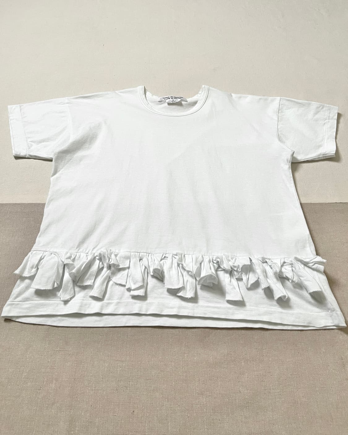 꼼데가르송 프릴 헴 티셔츠 comme des garcons frill 상품이미지3