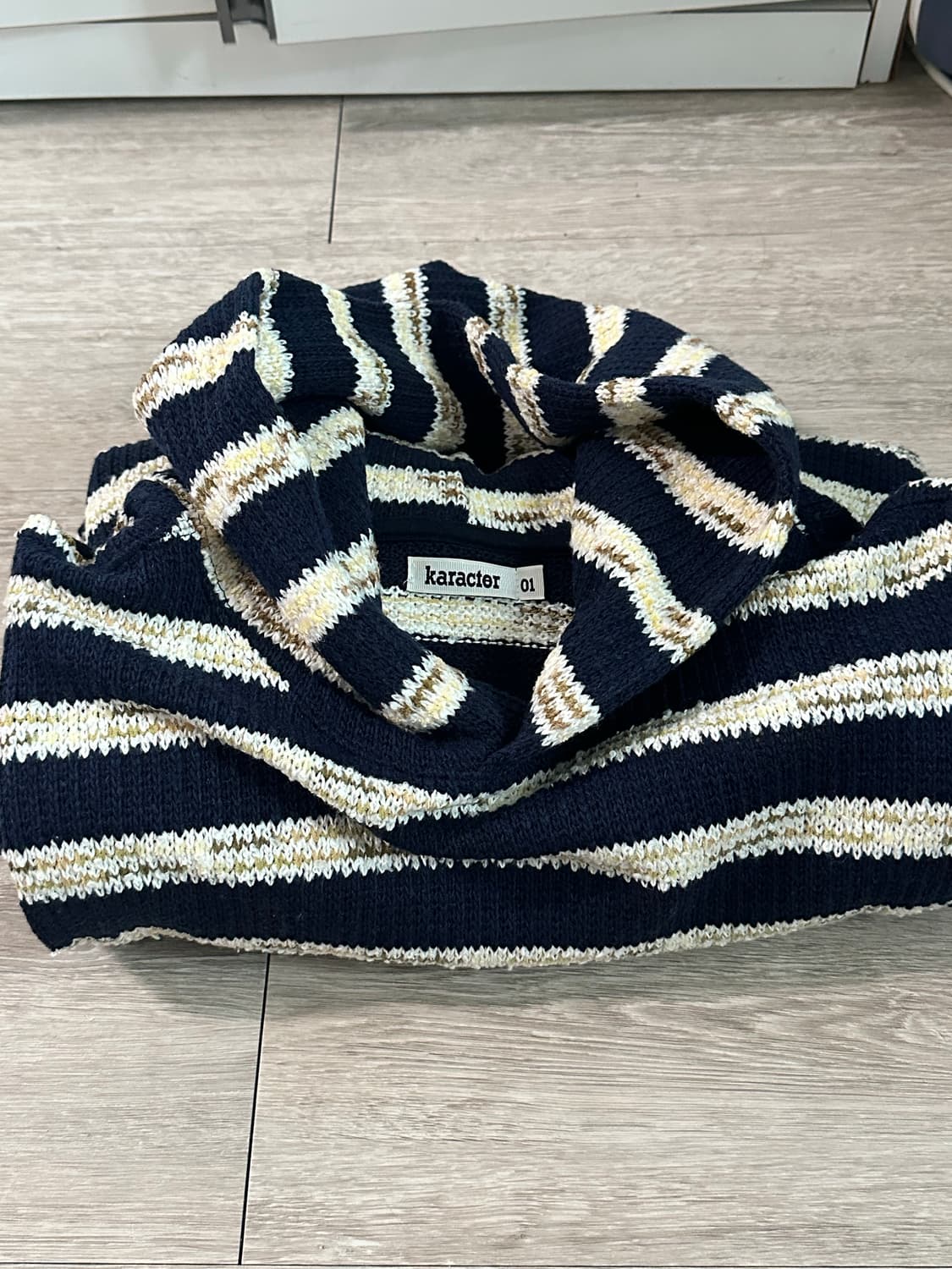 01사이즈 카락터 니트 후드 네이비 상품이미지3