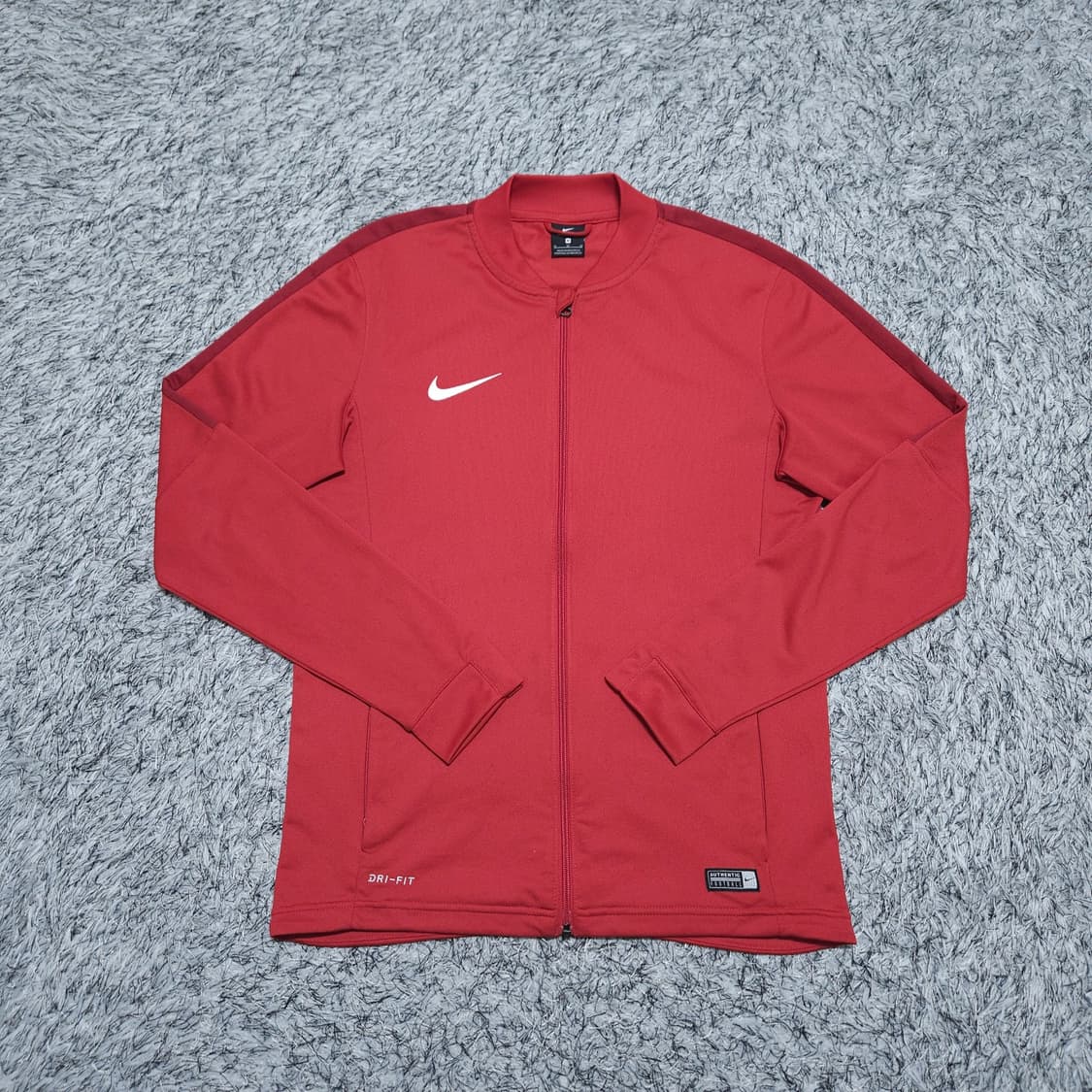 나이키) M 남자 드라이핏 트레이닝상의 / 왕눈이샵 상품이미지1
