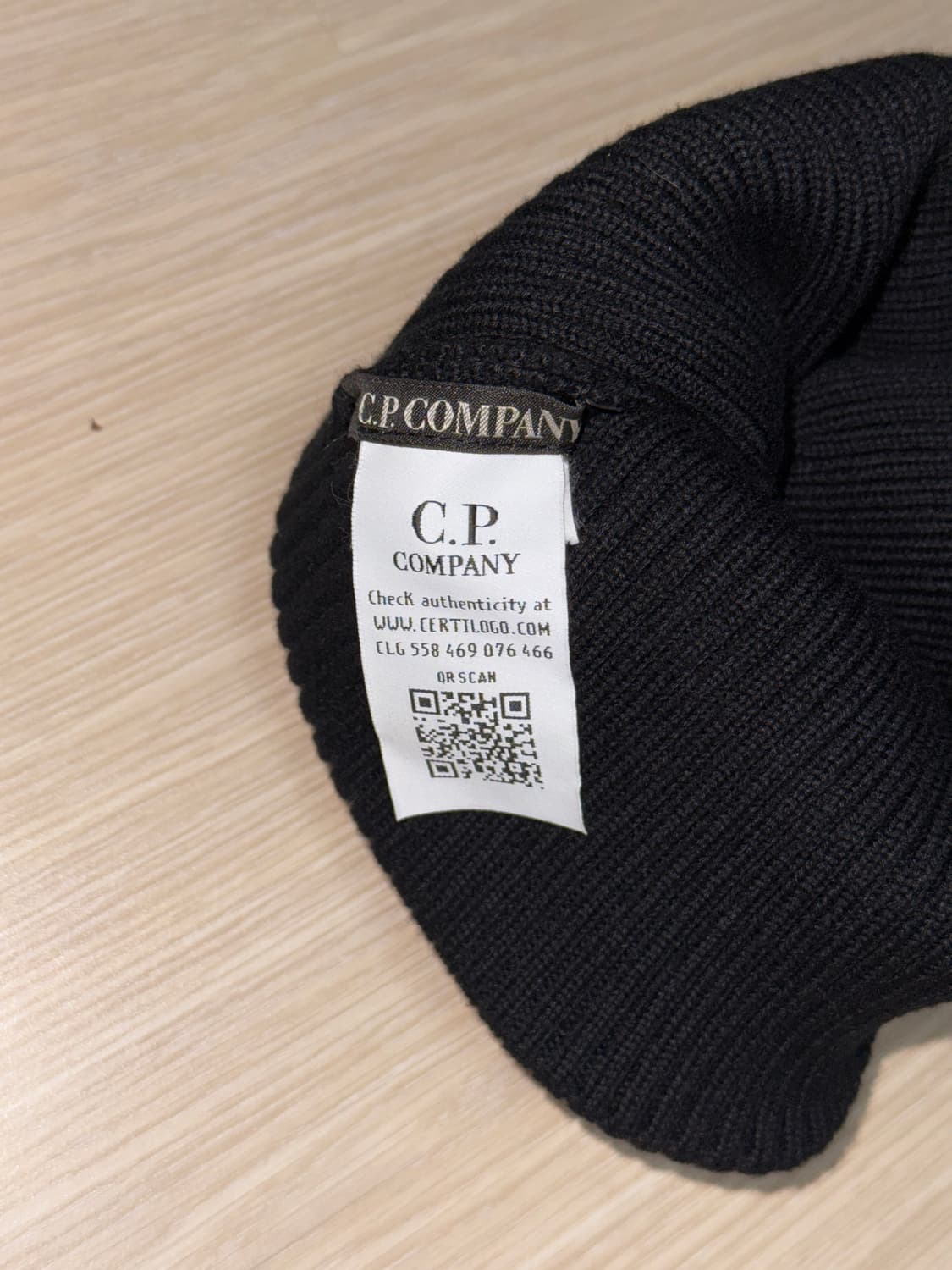 Cp컴퍼니 비니 상품이미지3