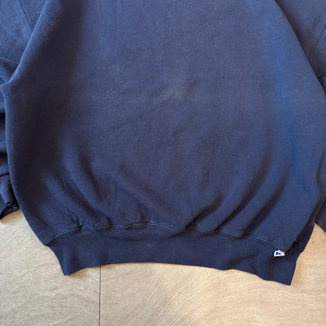 90s 90년대 페이딩 멕시코 생산 러셀 블랭크 네이비 스웻셔츠 상품이미지4