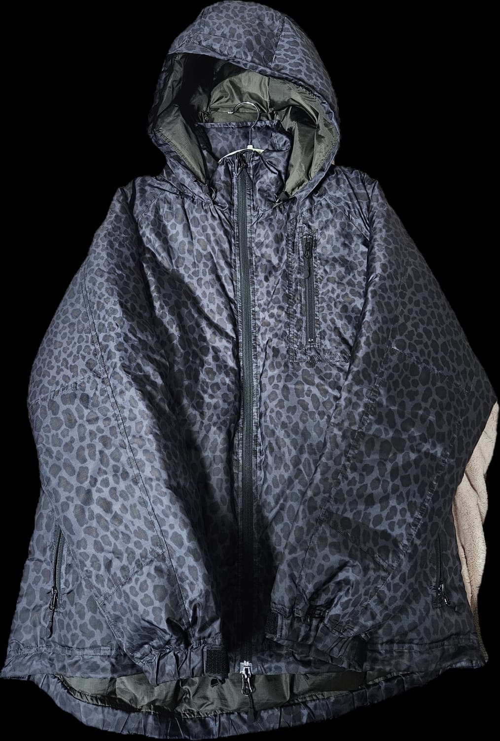 니들스 C.E 다운 레오파드 자켓 패딩 상품이미지3