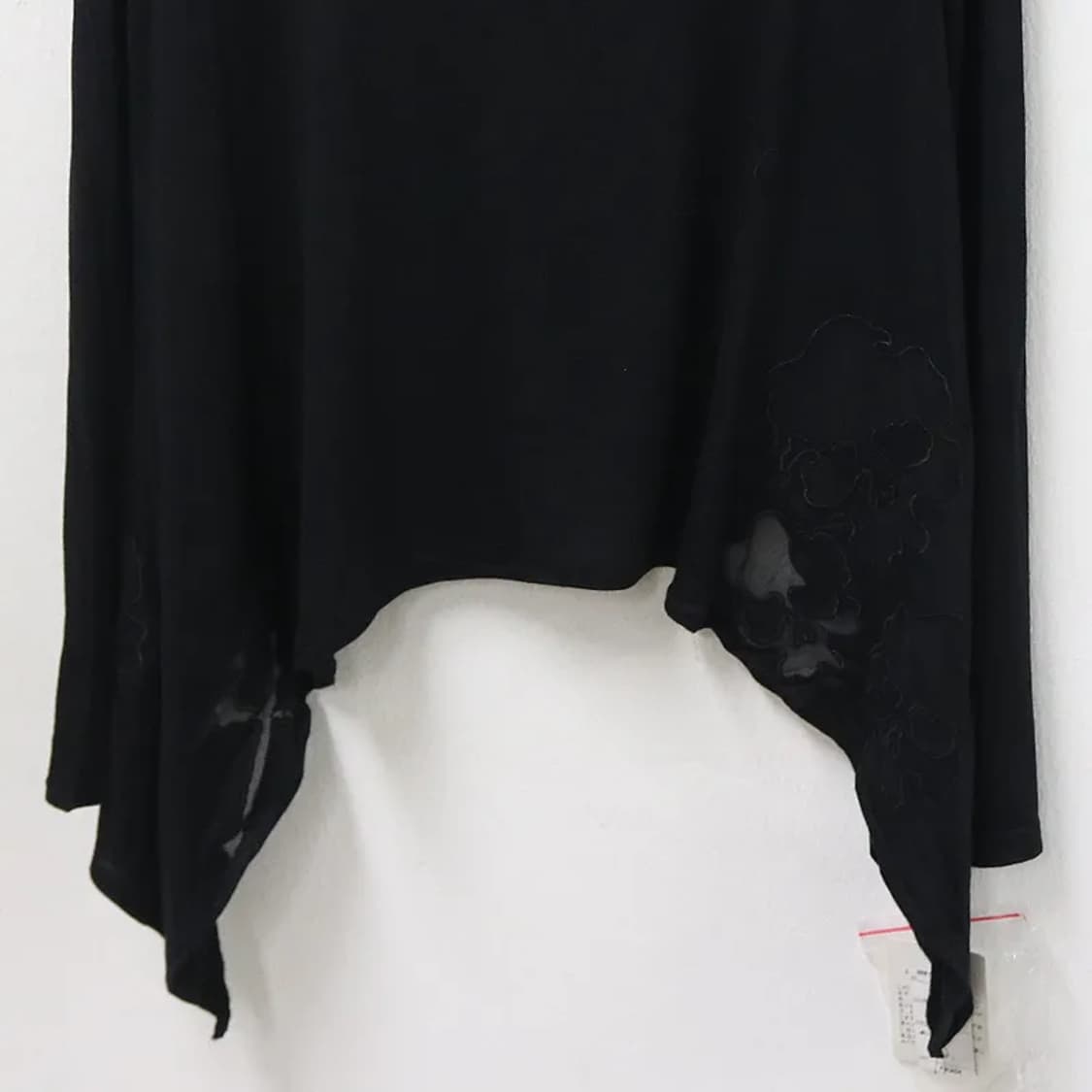 [미사용품] RICH OR DIE 언발 긴팔 티셔츠 66630 상품이미지4