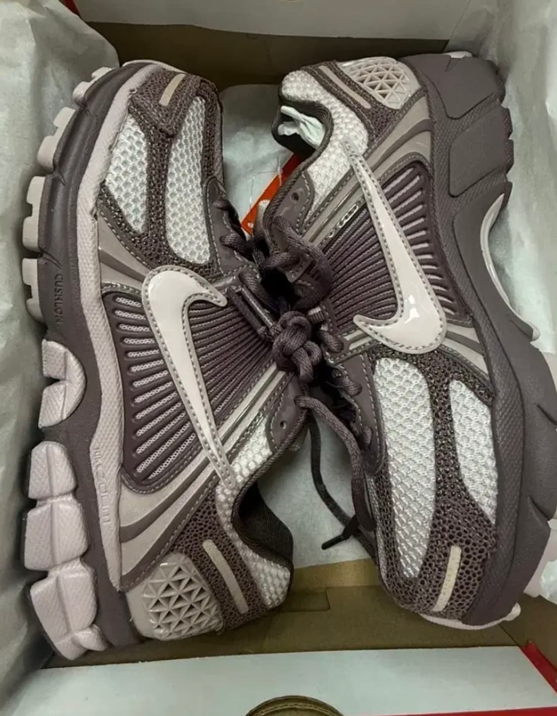 나이키 여성 보메로5 nike 상품이미지1