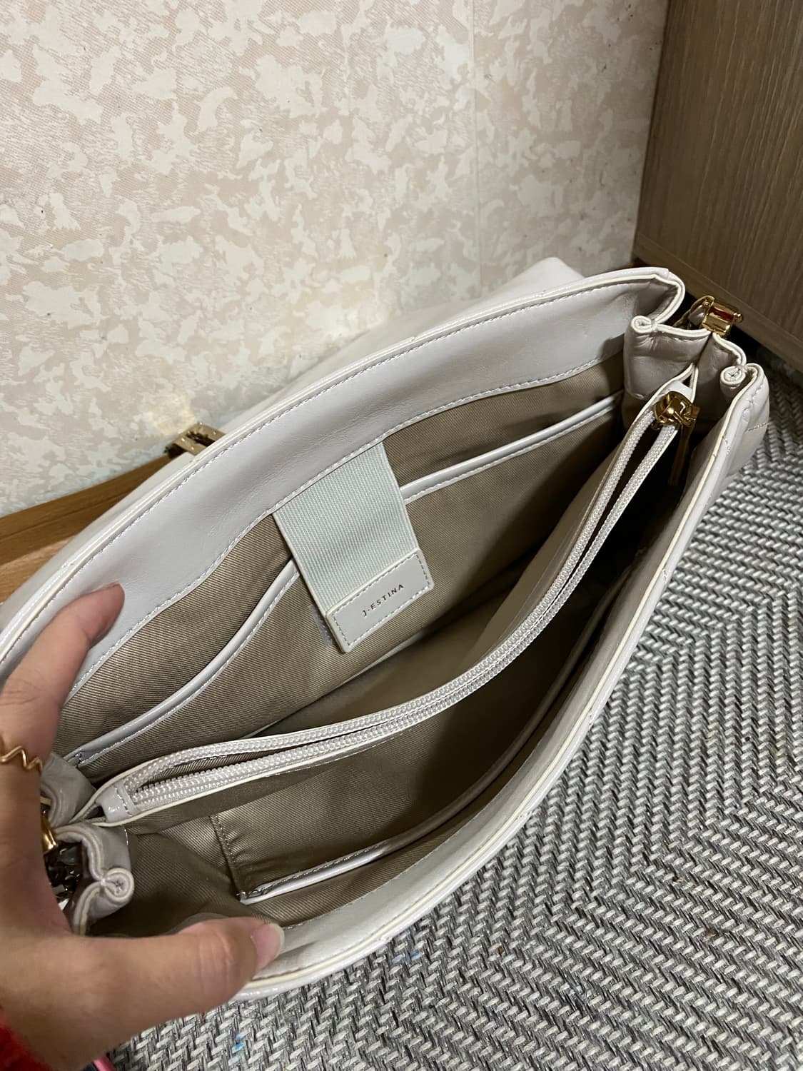 제이에스티나 숄더백 상품이미지4