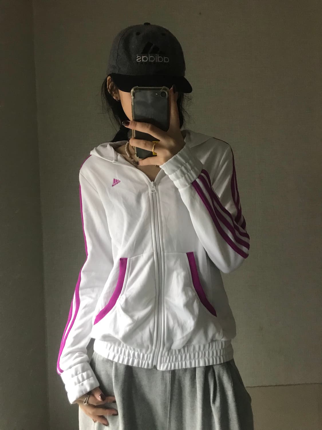 아디다스 화이트 플럼핑크 후드져지 상품이미지1