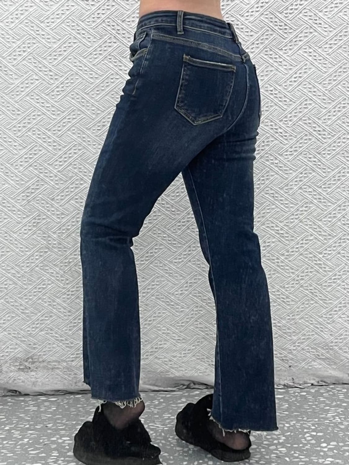 아크네스튜디오 그런지룩 컷팅 스판 데님팬츠 30인치 C07632 상품이미지1