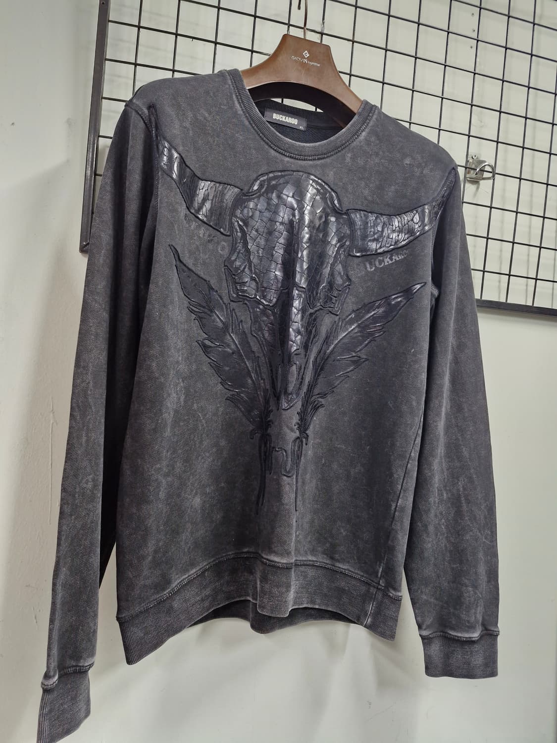 100L 버커루 프린팅 맨투맨. 상품이미지2