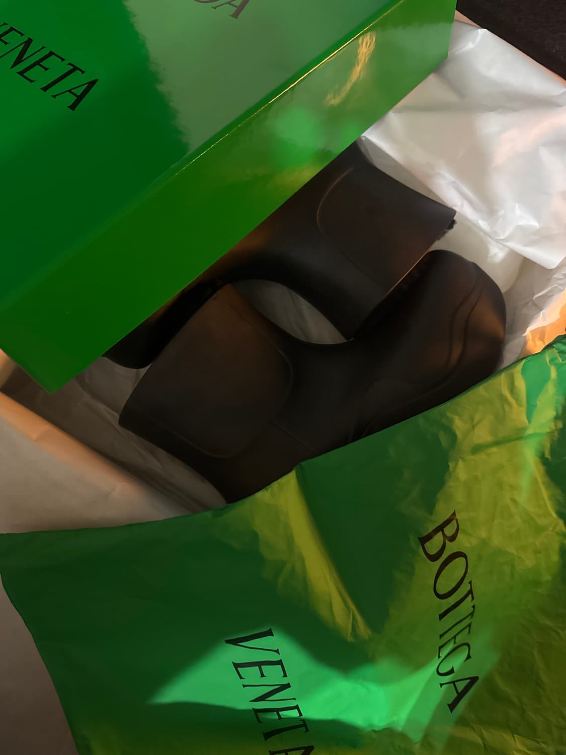 BOTTEGA VENETA SHEARING 퍼들 앵클 부츠 상품이미지4