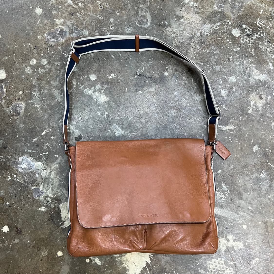 코치 카멜 브라운 가죽 크로스백 메신저백 가방 상품이미지1