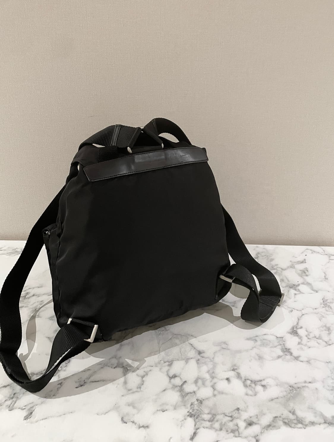 정품 프라다 백팩 스몰  상품이미지4