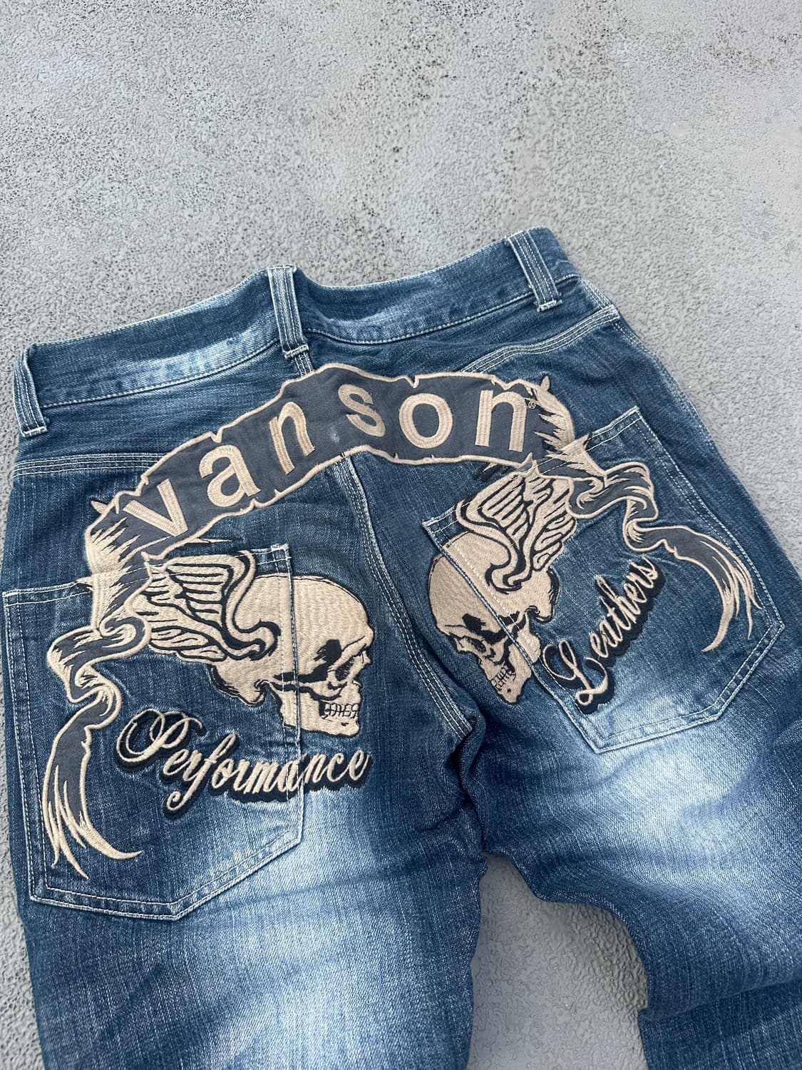 Vanson 엉덩이 스컬 자수 패치 데님팬츠 상품이미지3