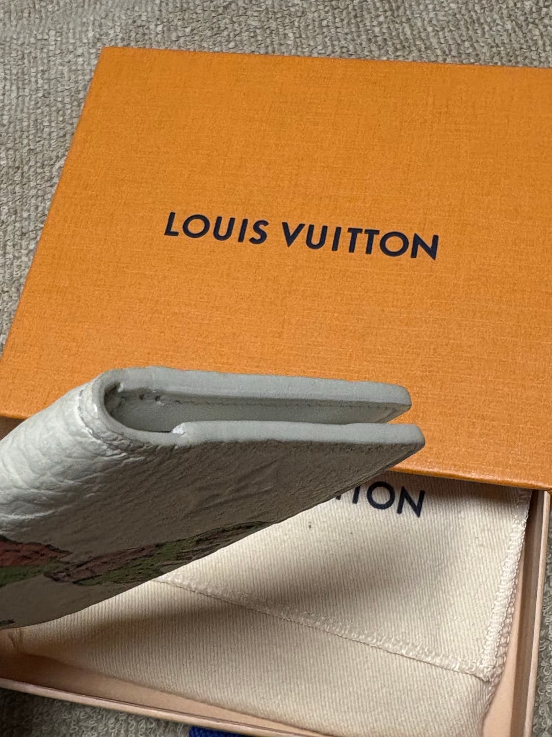 루이비통 토뤼옹 프렌즈 오거나이저 상품이미지3