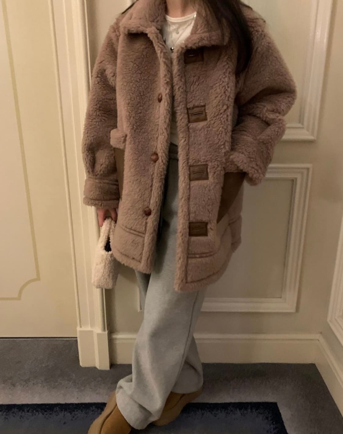 (새상품)프리러브 베어 양면 무스탕 상품이미지7